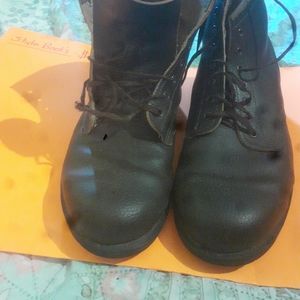 Pennsylvania state issued inmate boots.